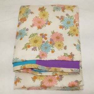 1970's handmade flower blanket quilted fleece reverse